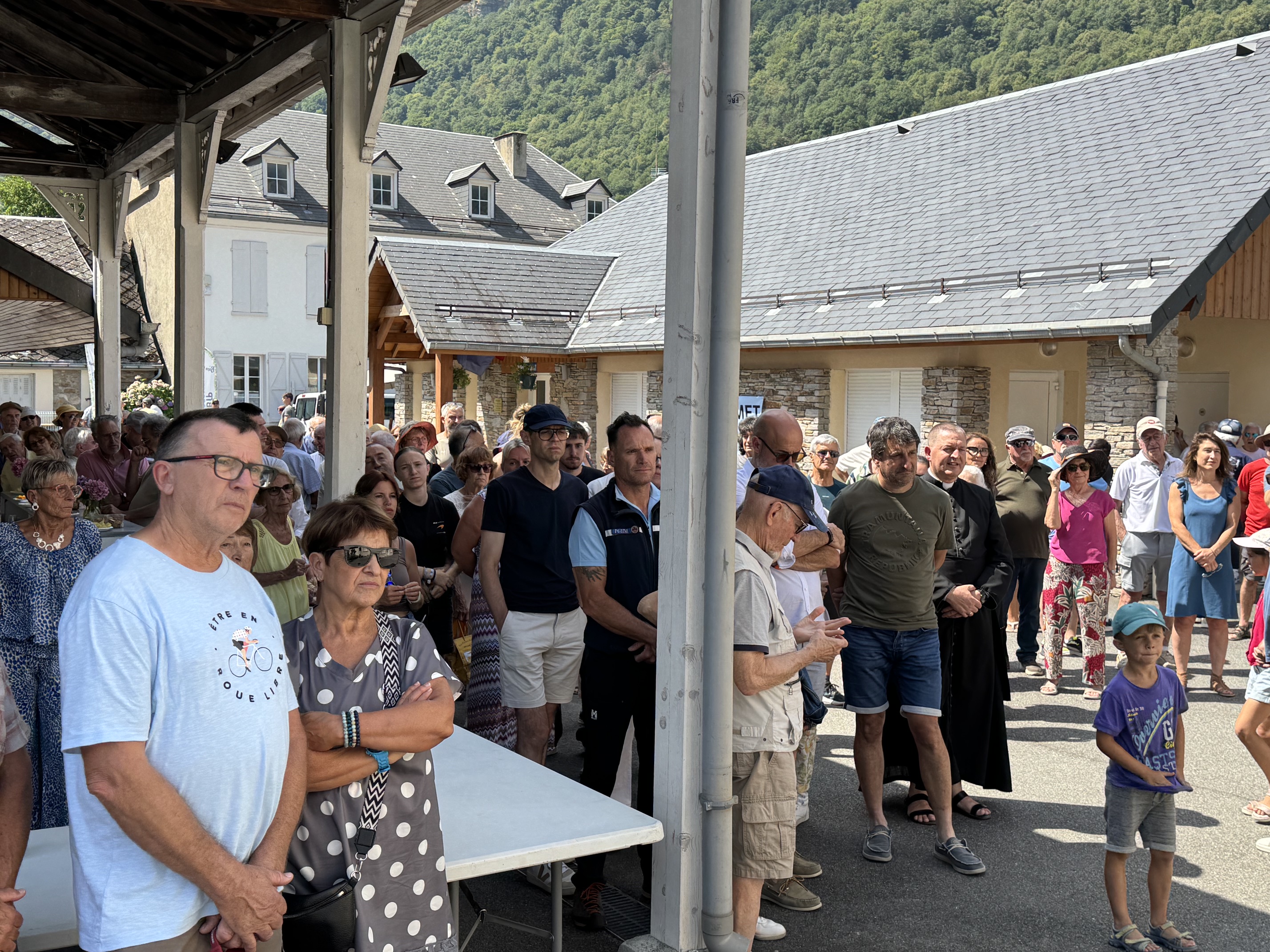 Pot autour du discours du Maire
